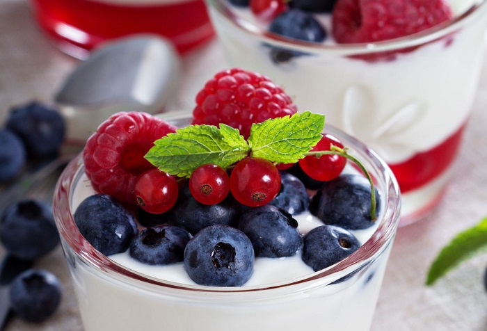 meyveli_yogurt