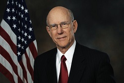 Kansas Eyaleti Senatörü Pat Roberts