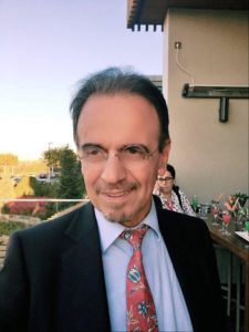 Prof. Dr. Mehmet Ceyhan: 'Aşı retlerinde akademik unvan taşıyan ancak konunun uzmanı olmayan kişilerin konuşmaları en büyük etkendir.'